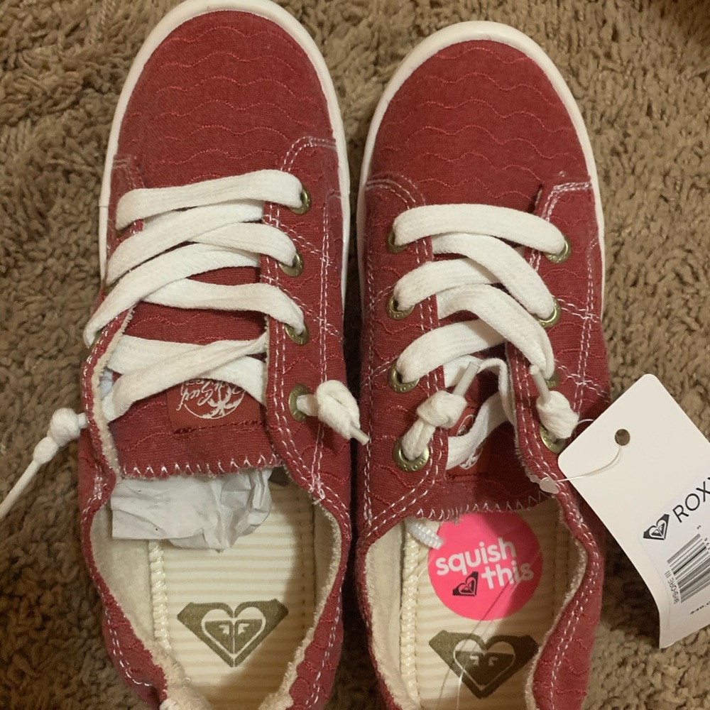 Roxy red sneakers